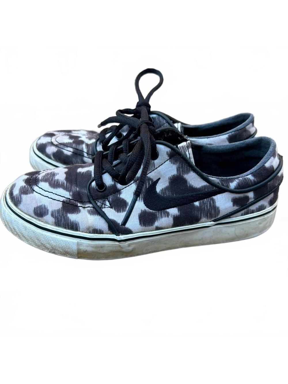 Nike Zoom SB Stefan Janoski Lace Up Canvas Sneakers | Kids Size 2Y - Picture 2 of 9